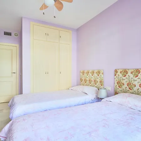 Beach&golf Design Apartment *