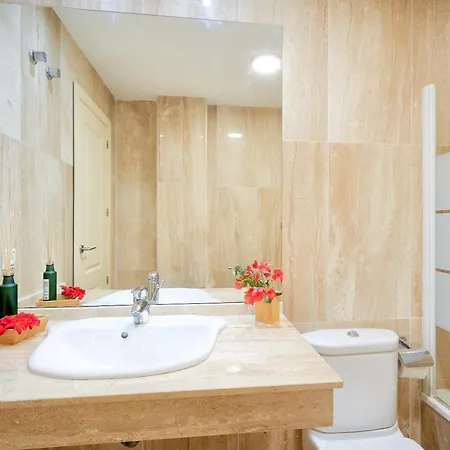 Beach&golf Design Apartment *
